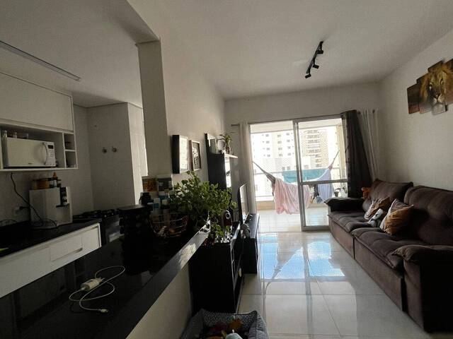 Apartamento para Venda em São José dos Campos - 2