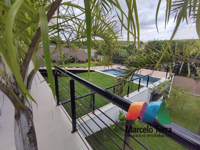 Casa em condomínio para Venda em São José dos Campos - 2