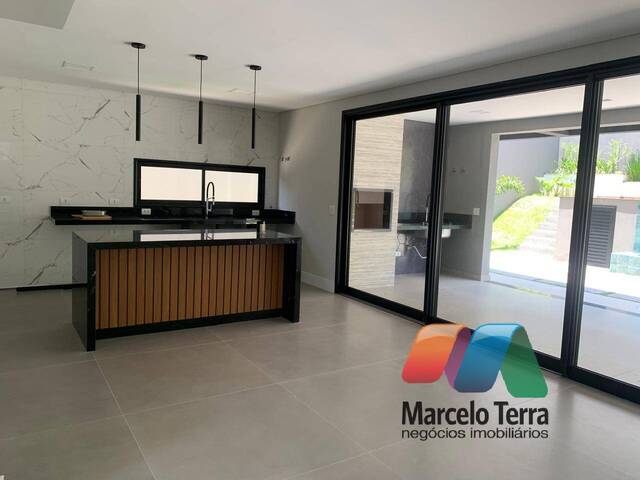 Casa em condomínio para Venda em São José dos Campos - 2